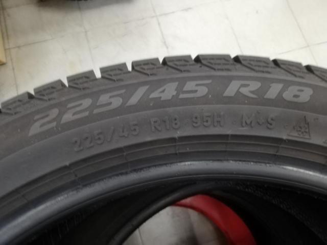 PIRELLI ICEZERO ASIMMETRICO 225/45R18 2025年製造