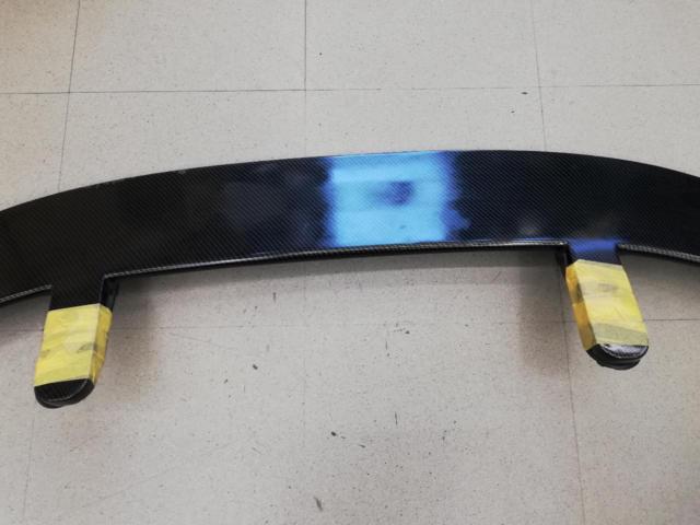 メーカー不明 汎用カーボン調ルーフスポイラー