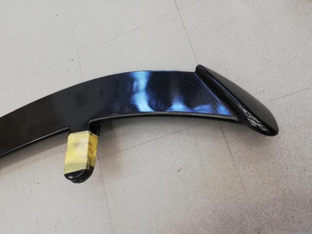 メーカー不明 汎用カーボン調ルーフスポイラー
