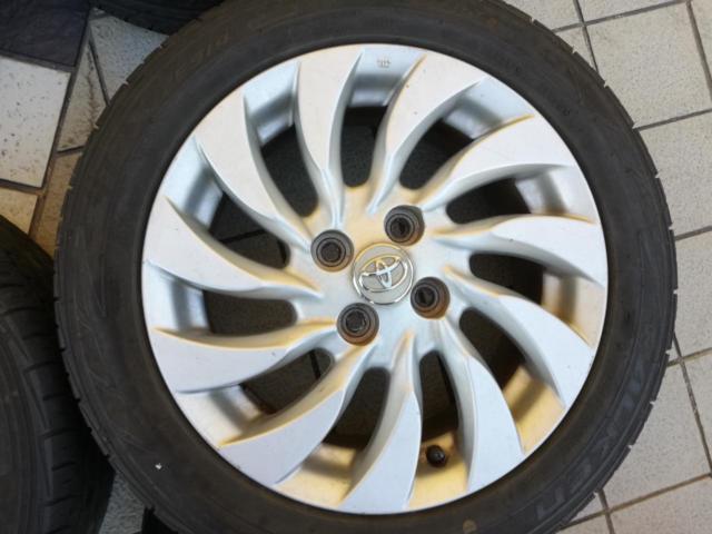 トヨタ純正 bB純正アルミホイール+FALKEN 185/55R15
