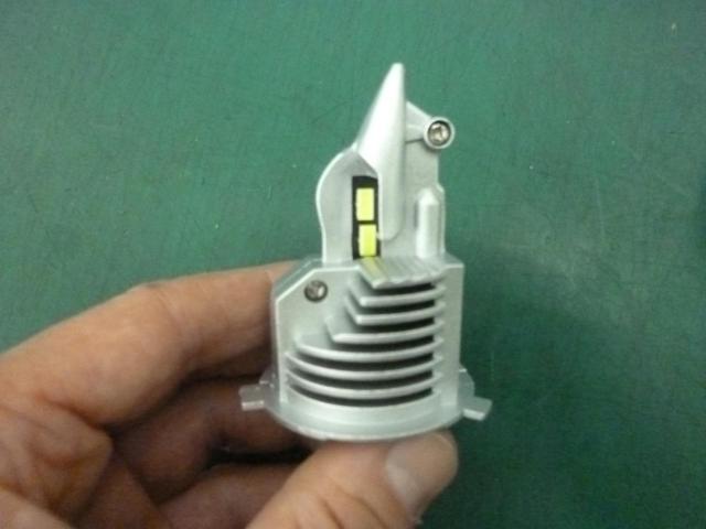 FIGHT ER LEDバルブ H4
