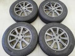 BRANDALE-LINE
Spoke wheels
+
BRIDGESTONE DM-V3
225 / 65R17
Manufactured in 2024