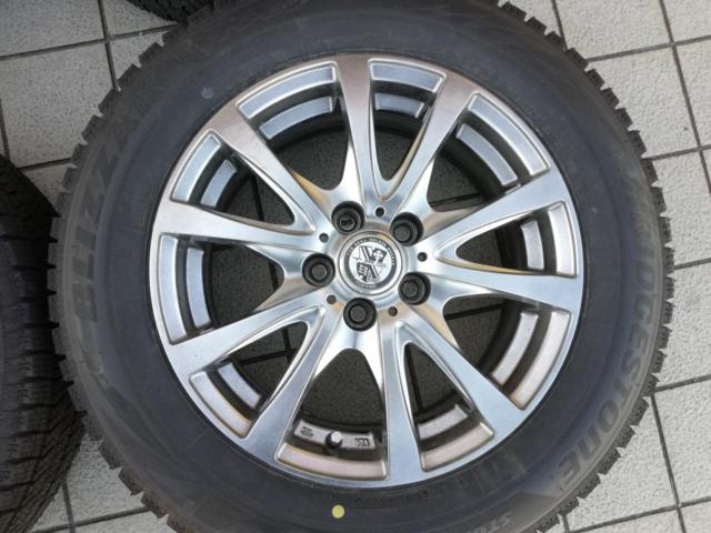 TRG-BAHN+BRIDGESTONE VRX2 185/65R15