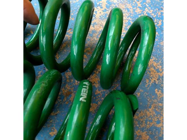 【TEIN】直巻きバネ 2個セット