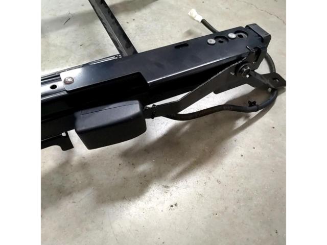【RECARO】シートレール【RN6･RN8/ストリーム 運転席側】
