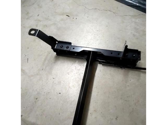 【RECARO】シートレール【RN6･RN8/ストリーム 運転席側】