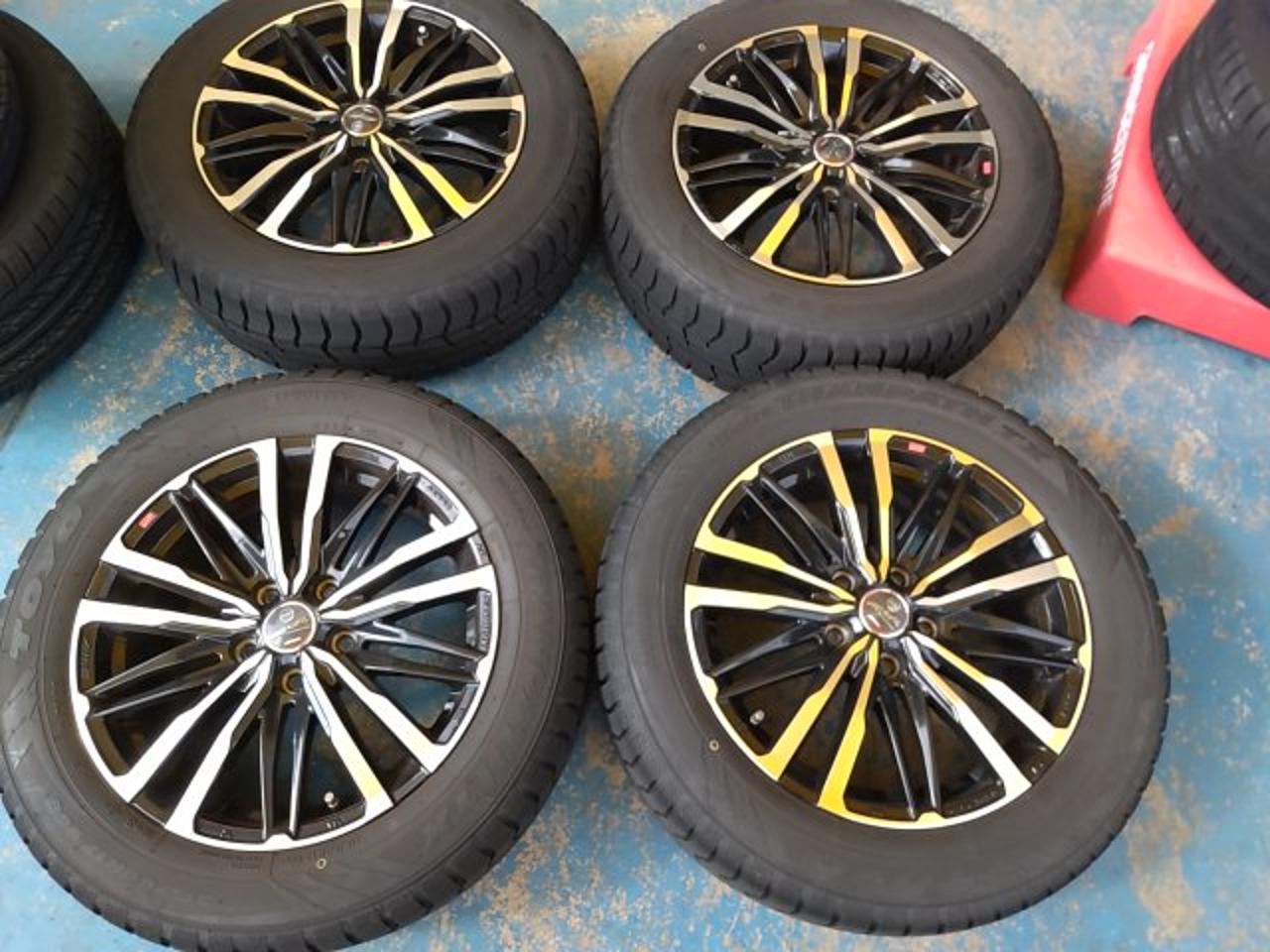 *Set of 4 wheels only: KYOHOSMACK
CREST