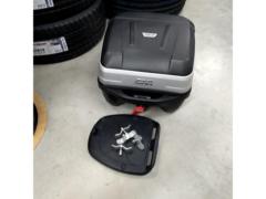 【GIVI】 BOLDモノロックケース