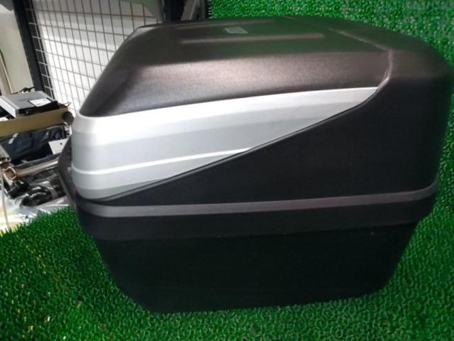 【GIVI】GIVI B32ND モノロックトップケース