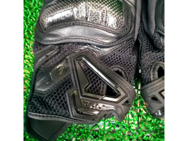 RSTaichi
WRX
PRO Air Gloves
M size
RST465