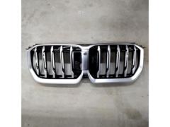 BMW X1 U11/12純正フロントグリル
