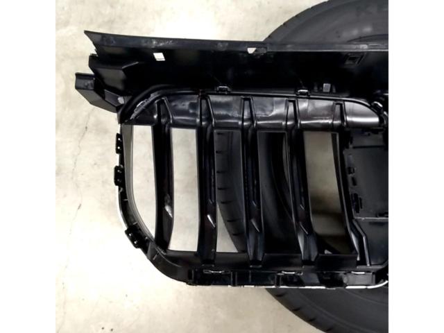 BMW X1 U11/12純正フロントグリル