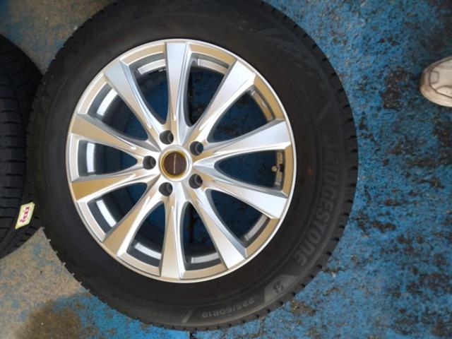 【weds(ウェッズ)】 weds GRADUAL TQ22W+BRIDGESTONE BLIZZAK VRX3