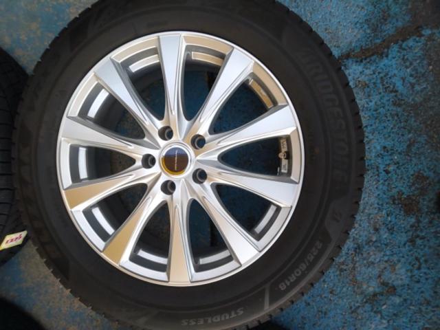 【weds(ウェッズ)】 weds GRADUAL TQ22W+BRIDGESTONE BLIZZAK VRX3