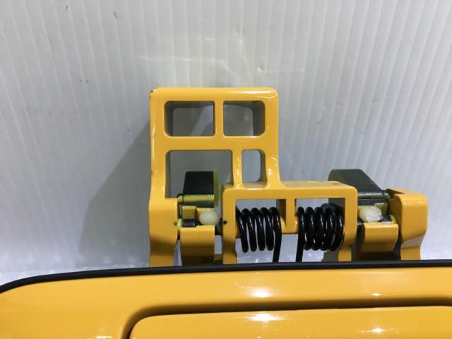 Suzuki genuine
Back door outer handle
Wagon R / Hustler / MR Wagon / Every