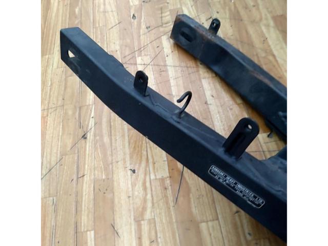 Painting base etc !!
[KAWASAKI]
Z125PRO genuine swingarm