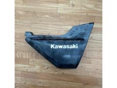 塗装ベースに!! 【KAWASAKI】 ZRX400純正右側サイドカバー 36001-1529