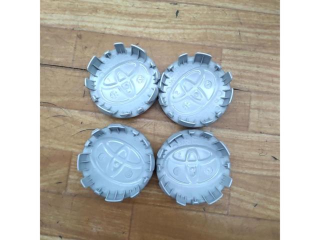 【トヨタ純正】 センターキャップ 4個セット