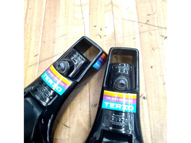ノーマルルーフ車!! 【TERZO】 レインモール用ベースフット