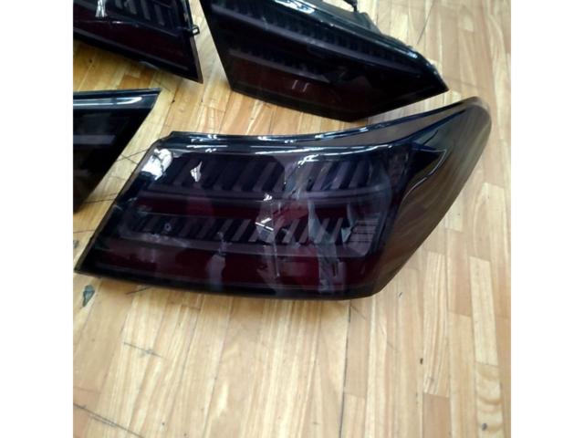 大幅値下げ!!カムリ!! 【HMT】 フルLEDスモークテールレンズ シーケンシャルウインカー