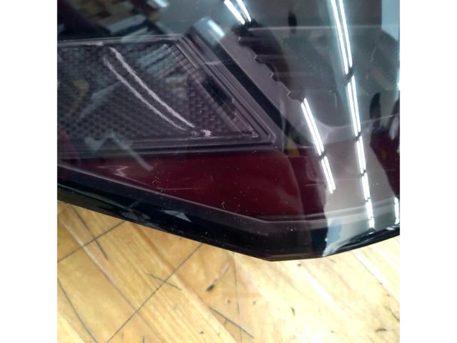大幅値下げ!!カムリ!! 【HMT】 フルLEDスモークテールレンズ シーケンシャルウインカー