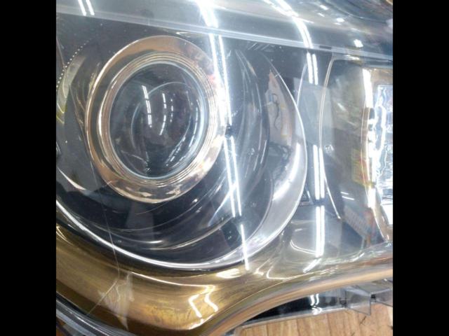 最終大幅値下げ!! 【スズキ純正】 MA15S/ソリオ純正運転席側キセノンヘッドライト