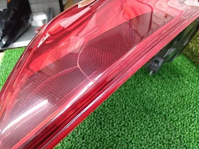 最終大幅値下げ!! 【日産純正(NISSAN)】 Y51/フーガ前期純正助手席外側テールレンズ