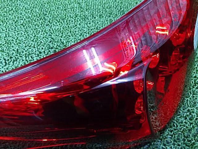 最終大幅値下げ!! 【日産純正(NISSAN)】 Y51/フーガ前期純正助手席外側テールレンズ