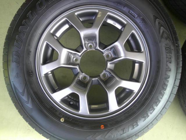 スズキ ジムニーシエラ純正 + DUNLOP GRANDTREK H/T