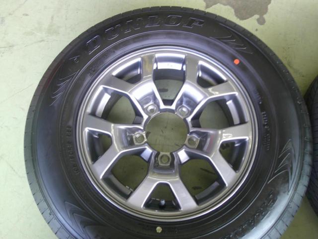 スズキ ジムニーシエラ純正 + DUNLOP GRANDTREK H/T