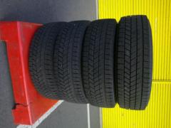 BRIDGESTONE BLIZZAK VRX3 【タイヤのみの販売です】