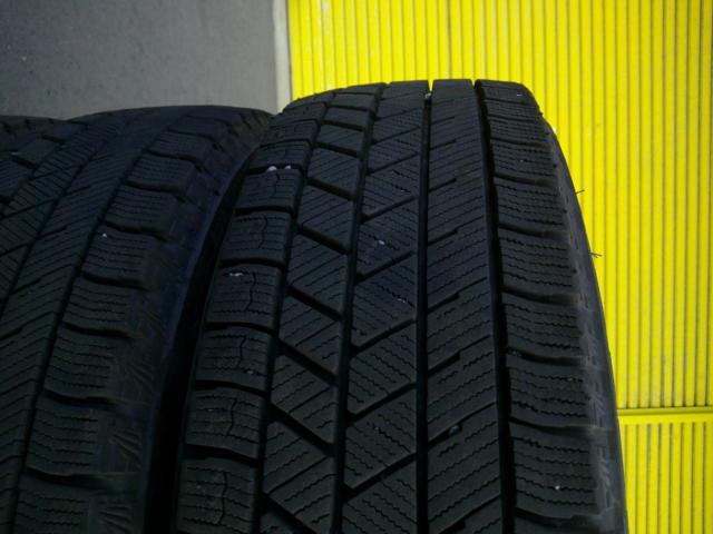 BRIDGESTONE BLIZZAK VRX3 【タイヤのみの販売です】