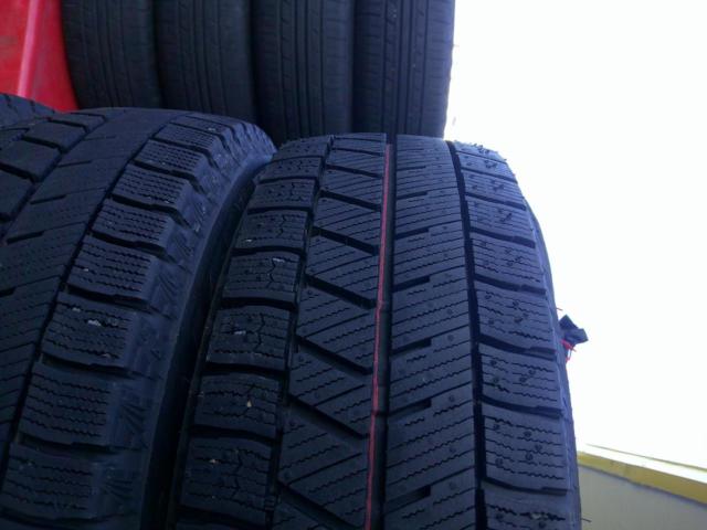 BRIDGESTONE
BLIZZAK
VRX3