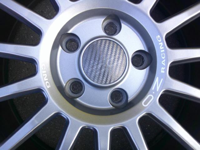 OZ
RACING
SUPERTURISMO
LM
[This is the sale of the wheel only]