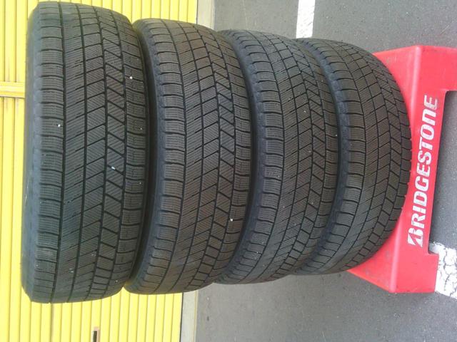 BRIDGESTONE BLIZZAK VRX3 + BRIDGESTONE BALMINUM AR12