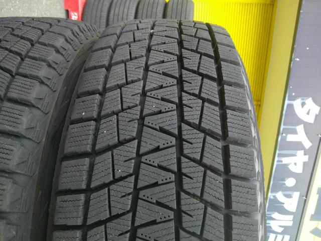BRIDGESTONE BLIZZAK DM-V1 + BRIDGESTONE ECO FORME CRS15