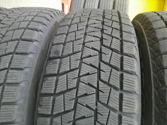 BRIDGESTONE BLIZZAK DM-V1 + BRIDGESTONE ECO FORME CRS15