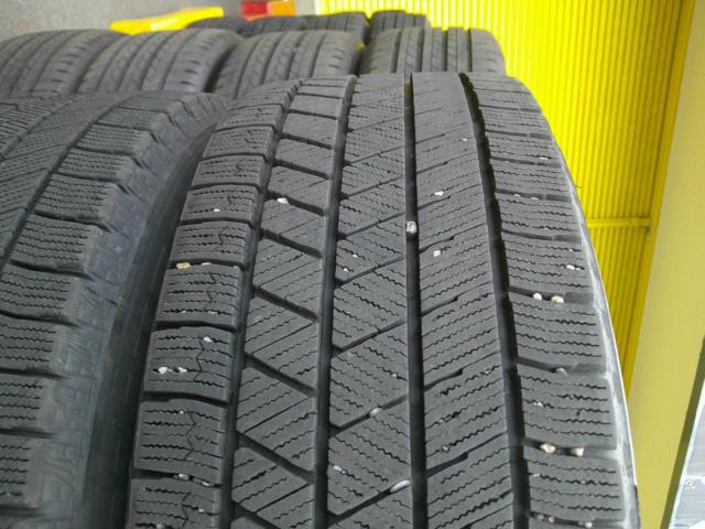 BRIDGESTONE BLIZZAK VRX3 + weds VELVA SPORT