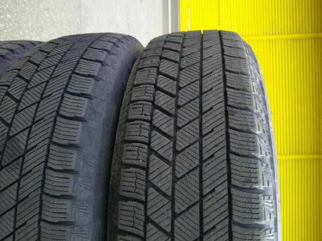 BRIDGESTONE BLIZZAK VRX3 + 日産クリッパーリオ純正ホイール