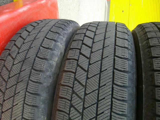 BRIDGESTONE BLIZZAK VRX3 + 日産クリッパーリオ純正ホイール