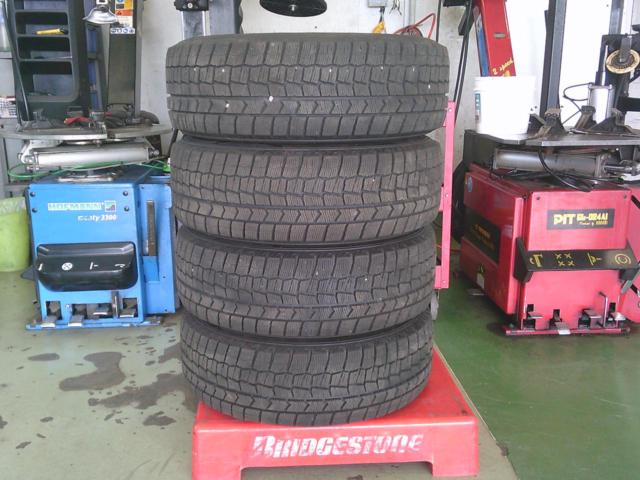 DUNLOP WINTERMAXX WM02 + BRIDGESTONE BALMINUM TR10