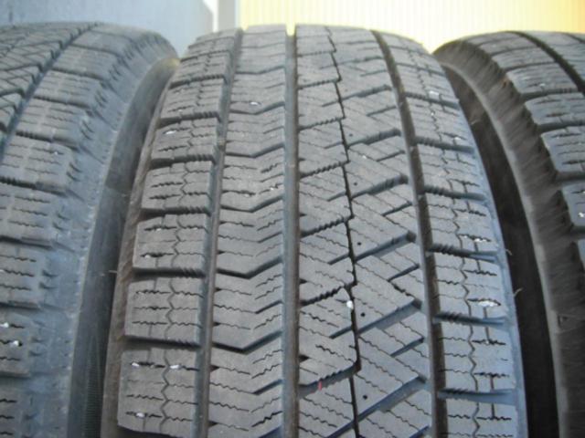 BRIDGESTONE BLIZZAK VRX2 + Modulo ME-009