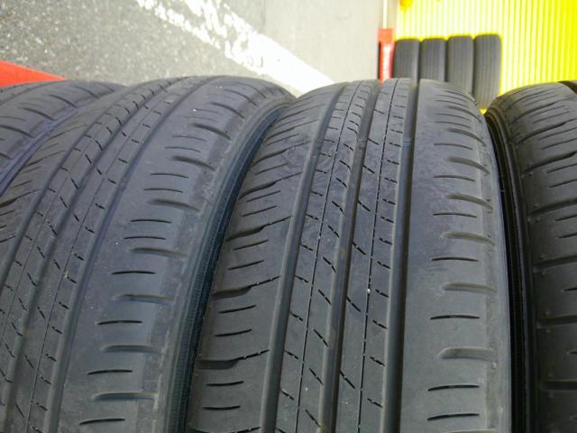 Nissan
Days original wheel
+ DUNLOP
ENASAVE
EC300 +