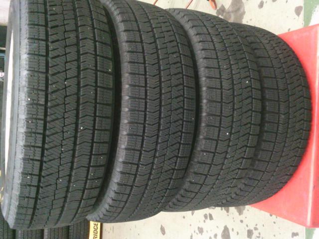 BRIDGESTONE BLIZZAK VRX2 + INTER MILANO VEX SN-10R