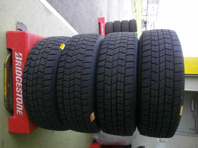 GOODYEAR ICE NAVI7  + BADX 632  LOXARNY SPORT RS-10