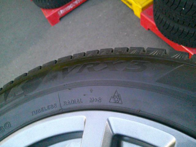 BRIDGESTONE BLIZZALK VRX3  + Modulo ME-025