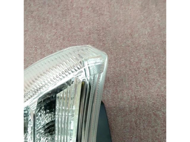 トヨタ純正 30系プリウス前期 テールレンズ