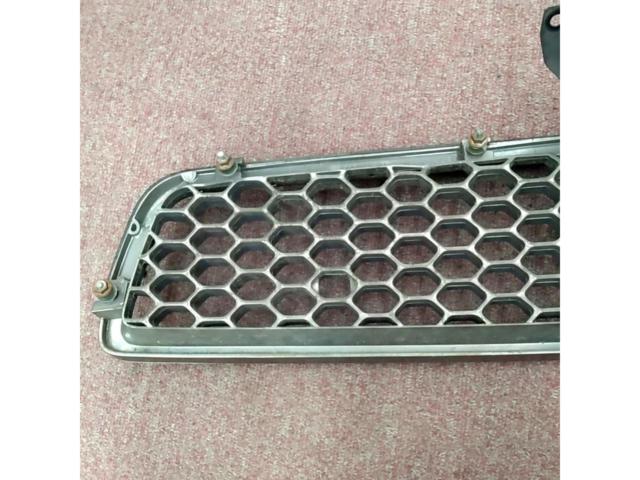 【スバル純正】レガシィ B4 BE5後期 D型純正 フロントグリル