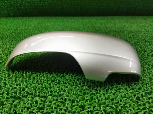 トヨタ純正 プリウス 30系 ミラーカバー 右側のみ