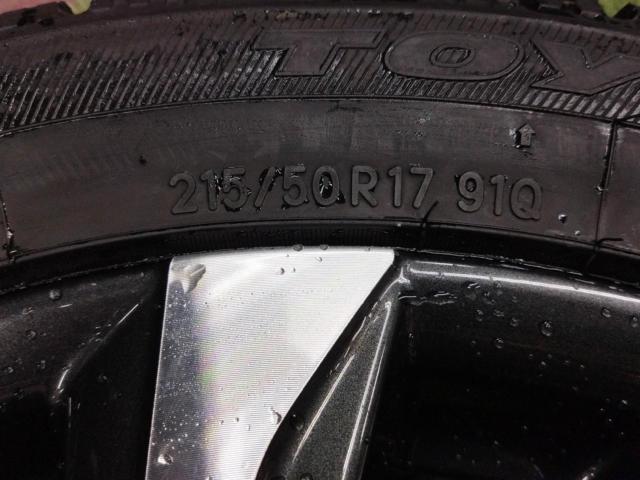 【人気☆スタッドレスセット!】 トヨタ ノア&ヴォクシー (ハイブリッド) S-Z グレード 純正 + TOYO OBSERVE GARIT GIZ 215/50R17 2023年モデル